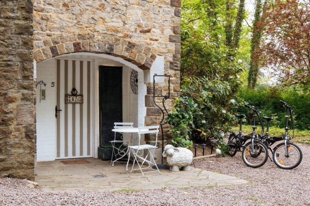 Gite De Charme Au Milieu Du Monde Namur Ngoại thất bức ảnh
